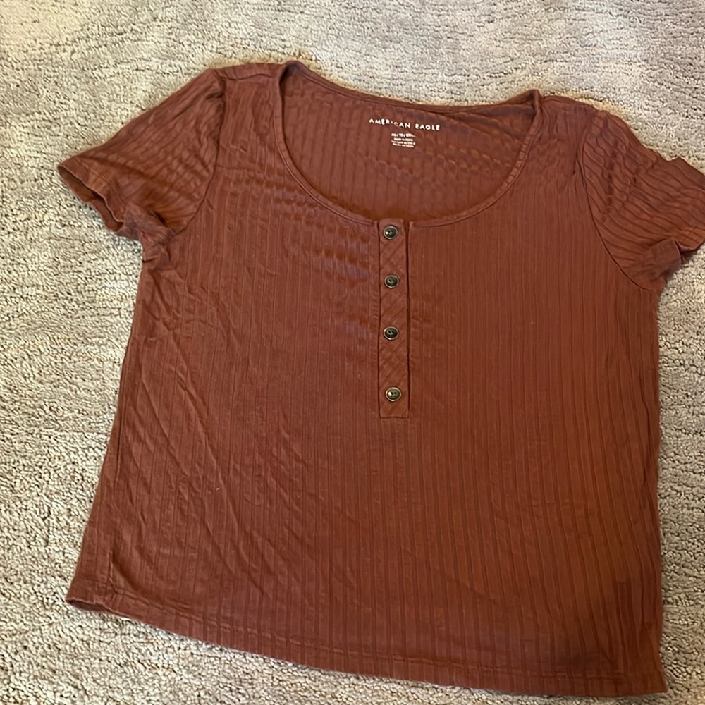 American Eagle women’s extra small Henley.  EUC
